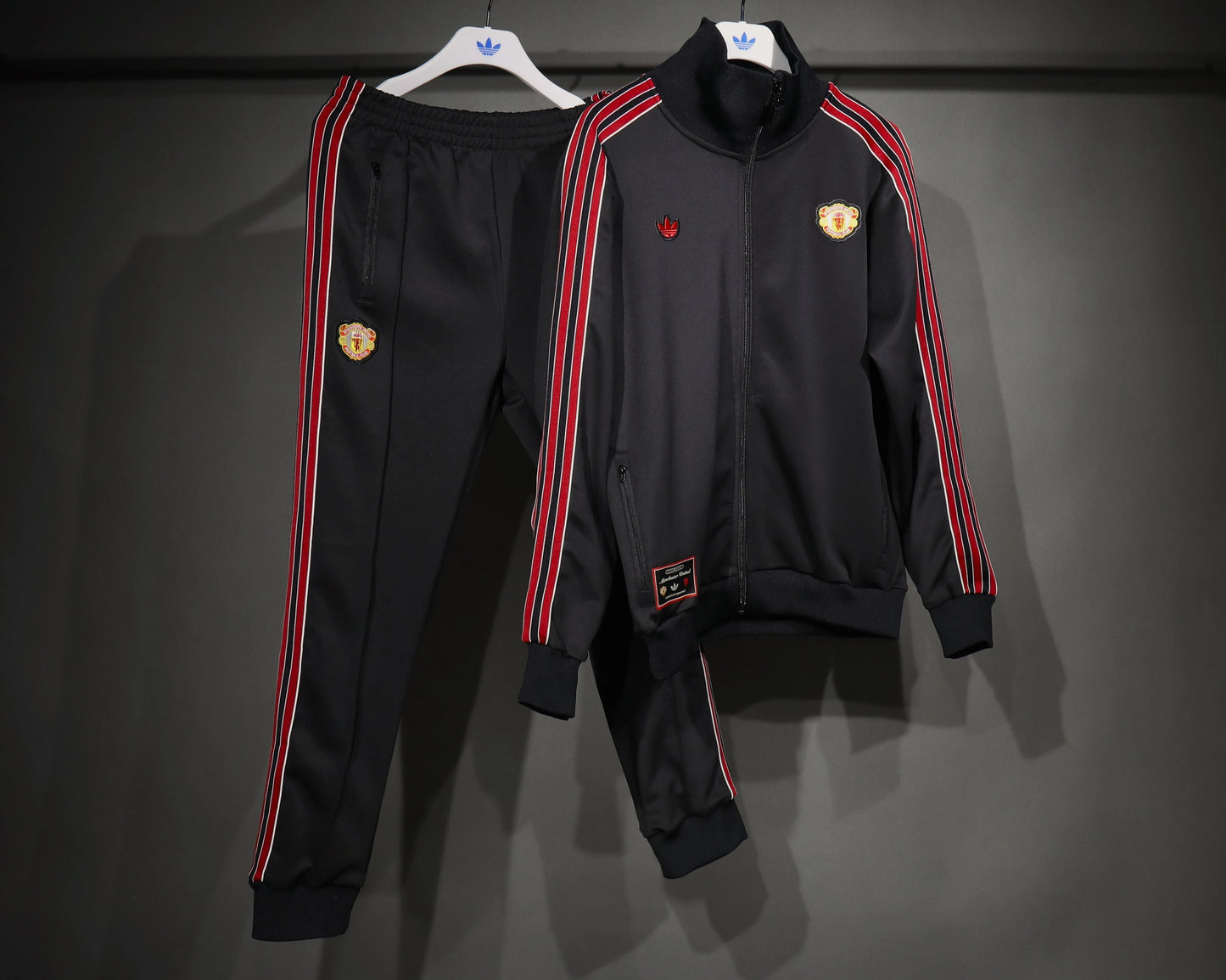 Adidas Originals Man Utd Terrace Icons Full Tracksuit Black/Red